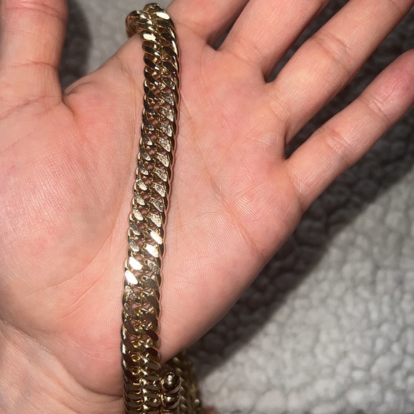 Necklace 💗 - Picture 7 of 8